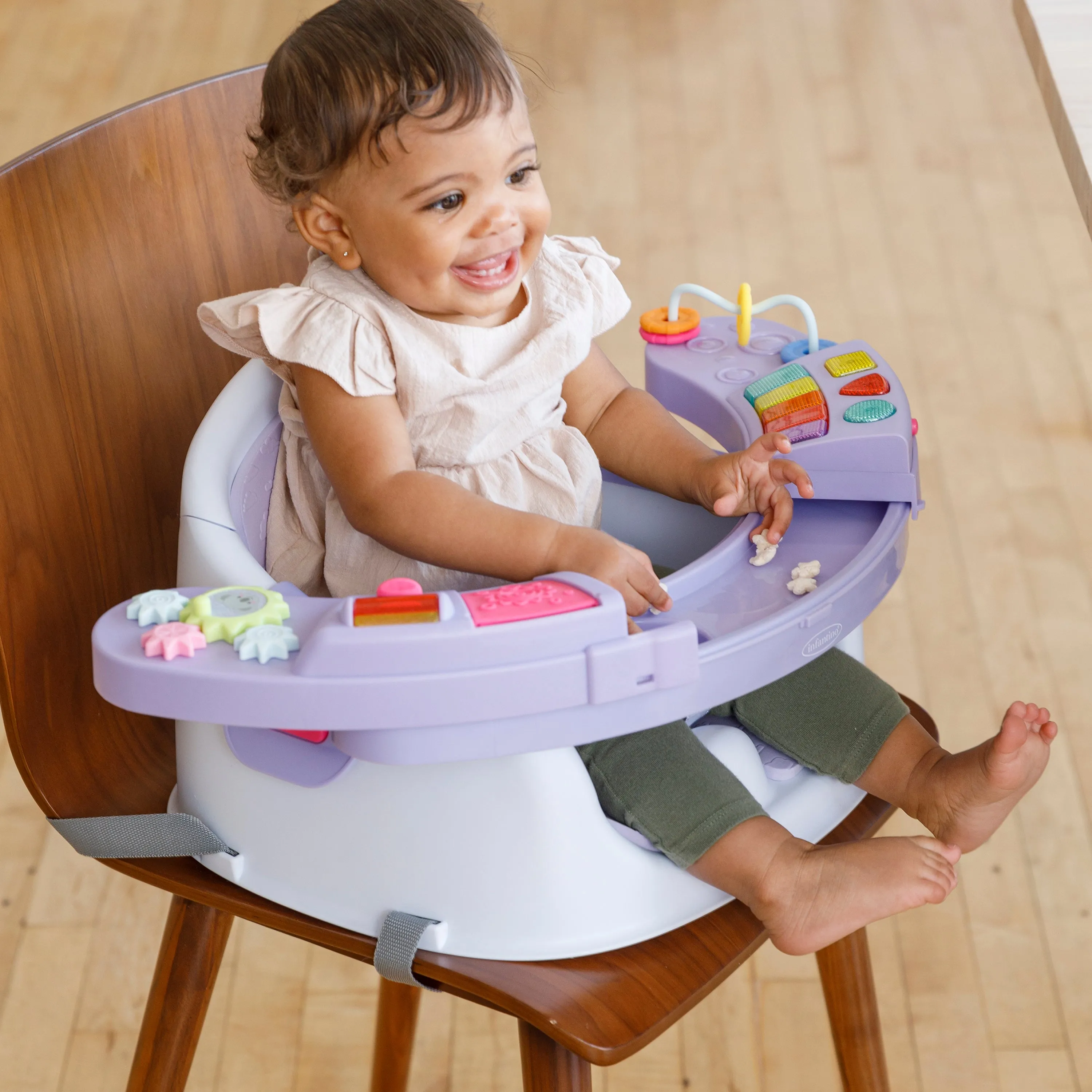 Music & Lights 3-in-1 Discovery Seat & Booster-Lavender